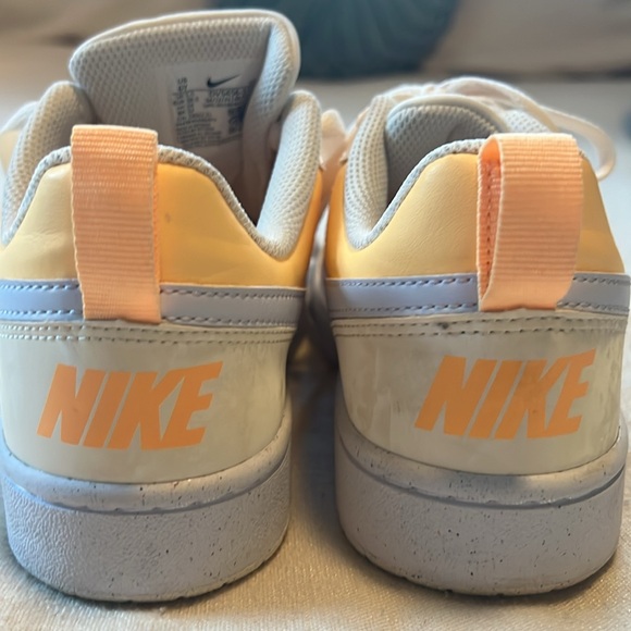 Nike Court Borrow Low Top - Picture 3 of 6